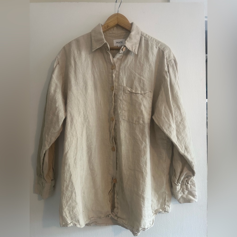 MATE Linen Button-Up Shirt Jacket in Beige with Wood Buttons